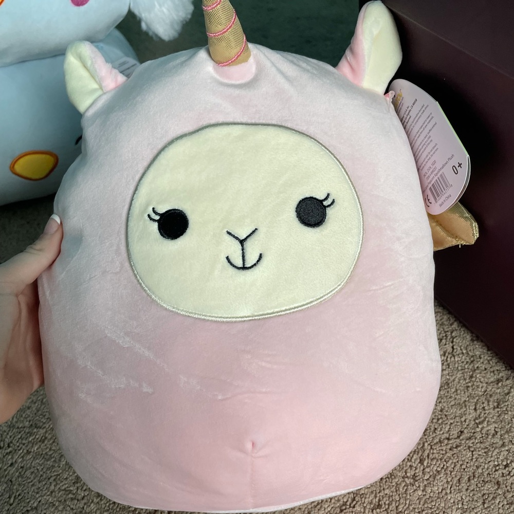 Alice Squishmallow